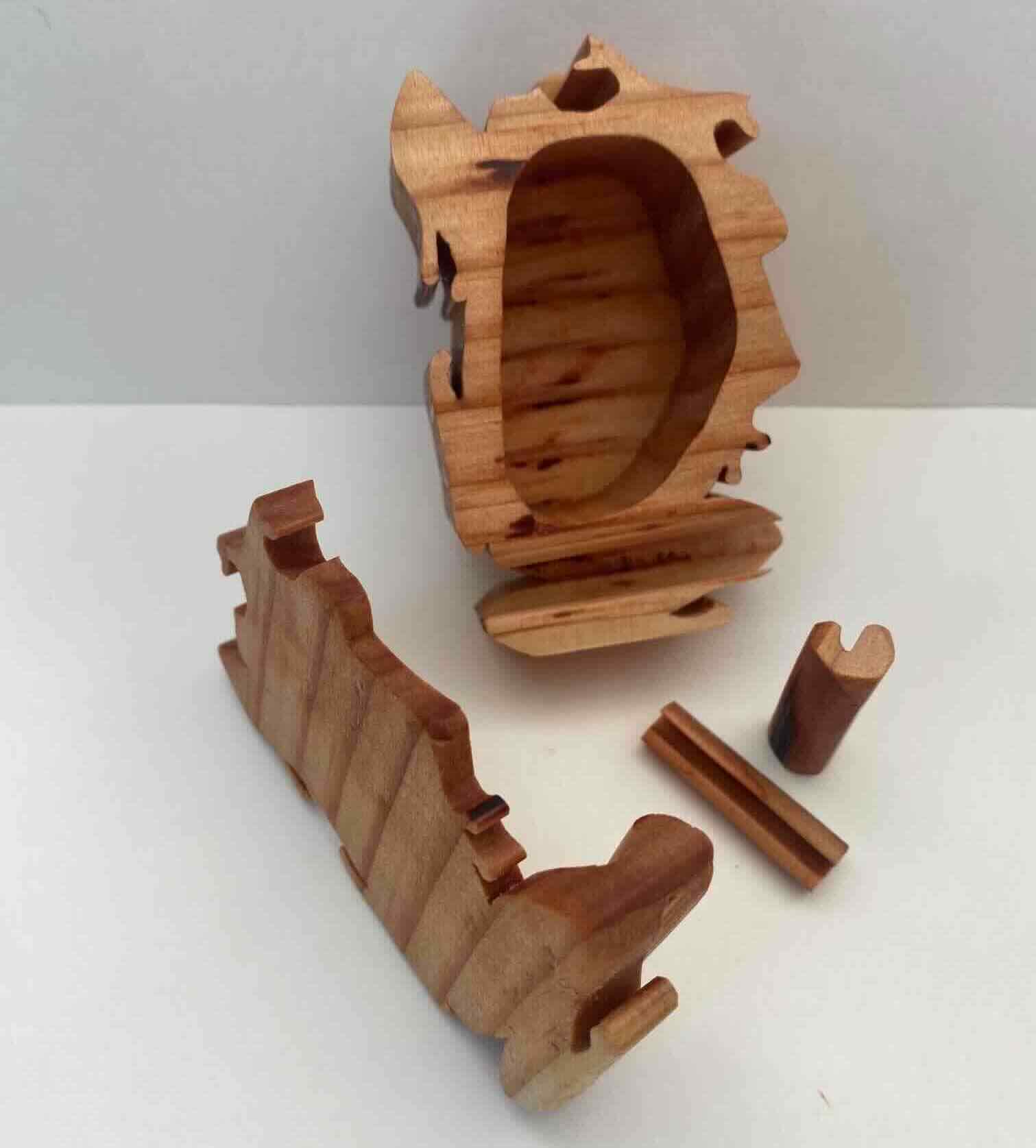 Puzzle Box- frog- open